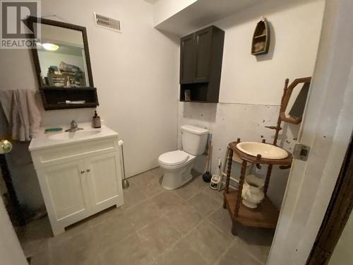 2508 Brauns Road, Terrace, BC - Indoor Photo Showing Bathroom