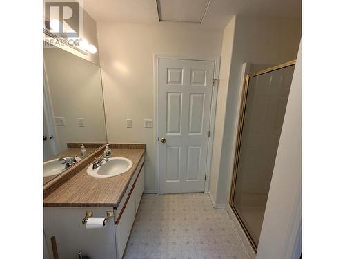 39 500 Wotzke Drive, Williams Lake, BC - Indoor Photo Showing Bathroom