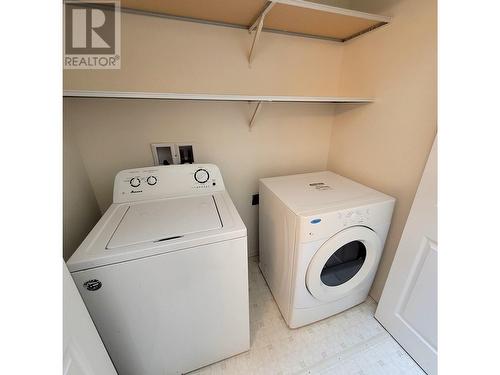 39 500 Wotzke Drive, Williams Lake, BC - Indoor Photo Showing Laundry Room