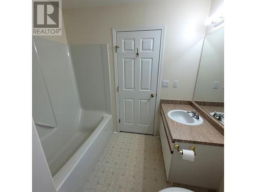 39 500 Wotzke Drive, Williams Lake, BC - Indoor Photo Showing Bathroom