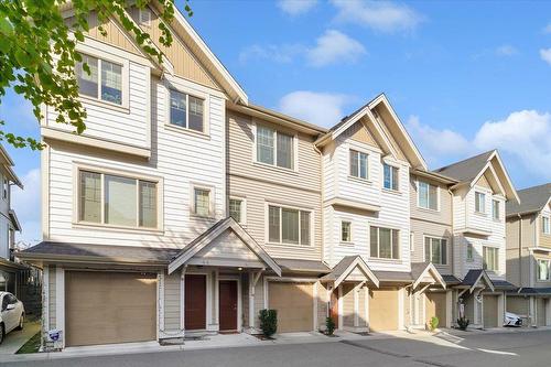 43 19097 64 Avenue, Surrey, BC - Outdoor With Facade