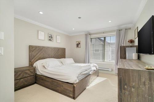 43 19097 64 Avenue, Surrey, BC - Indoor Photo Showing Bedroom