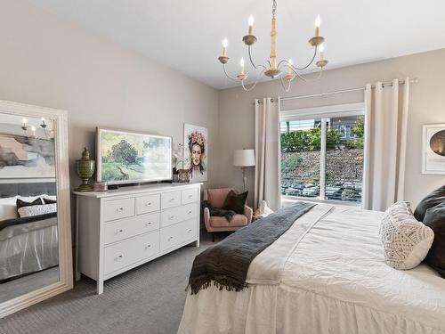 573 Stoneridge Drive, Kamloops, BC - Indoor Photo Showing Bedroom