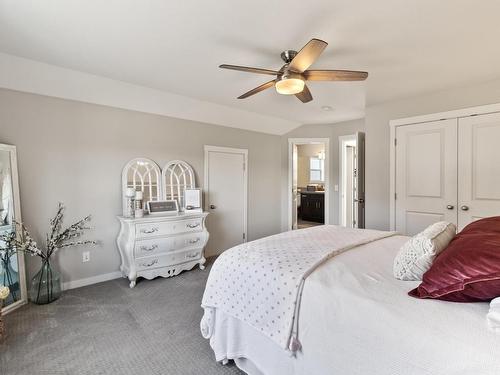 573 Stoneridge Drive, Kamloops, BC - Indoor Photo Showing Bedroom