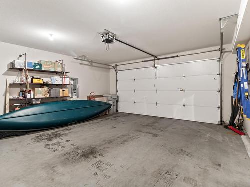 573 Stoneridge Drive, Kamloops, BC - Indoor Photo Showing Garage