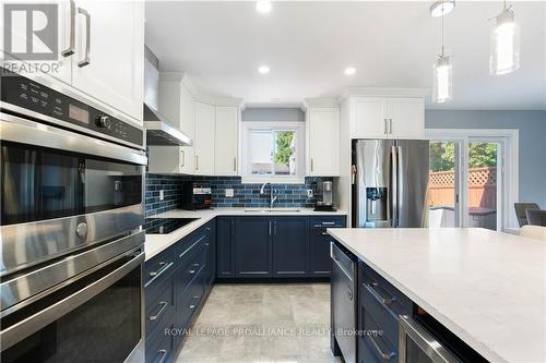 783 Comstock Crescent, Brockville, ON - Indoor Photo Showing Kitchen With Upgraded Kitchen