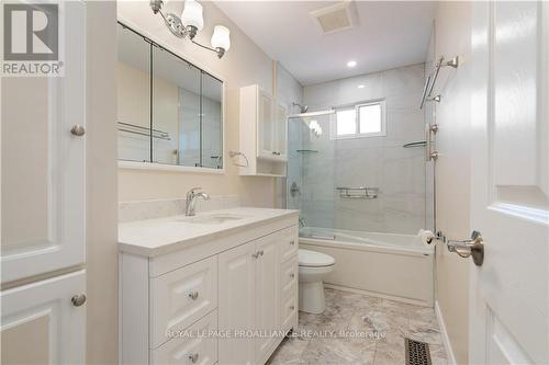 783 Comstock Crescent, Brockville, ON - Indoor Photo Showing Bathroom