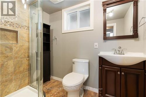 783 Comstock Crescent, Brockville, ON - Indoor Photo Showing Bathroom