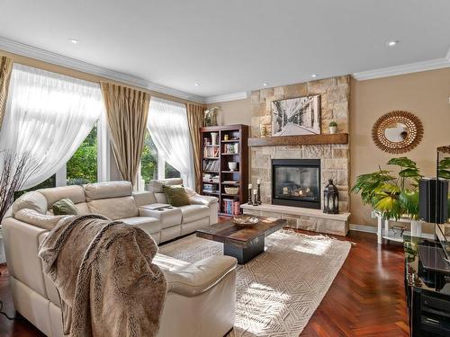 Salon - 17065 Rue Du Grenat, Mirabel, QC - Indoor Photo Showing Living Room With Fireplace