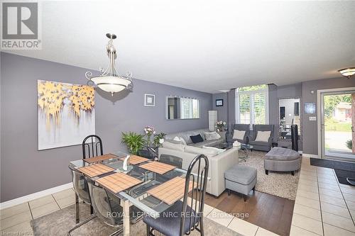 8040 Post Road, Niagara Falls, ON - Indoor Photo Showing Dining Room