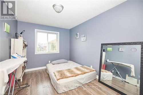 8040 Post Road, Niagara Falls, ON - Indoor Photo Showing Bedroom