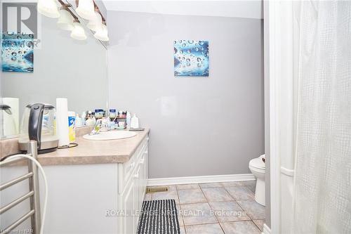 8040 Post Road, Niagara Falls, ON - Indoor Photo Showing Bathroom