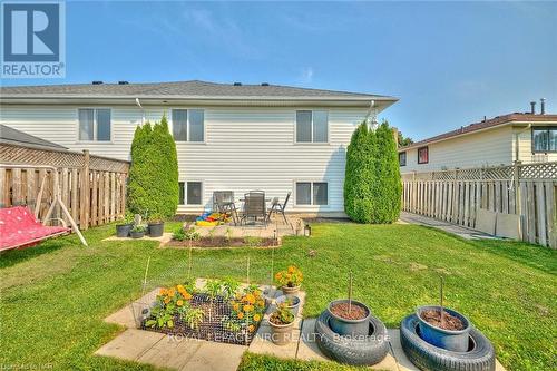 8040 Post Road, Niagara Falls, ON - Outdoor