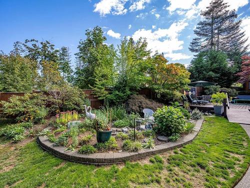 4696 Montrose Dr, Courtenay, BC 