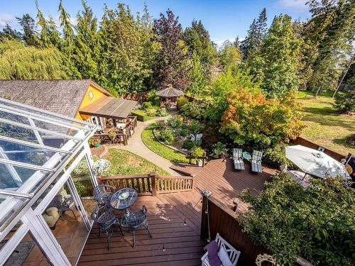 4696 Montrose Dr, Courtenay, BC 