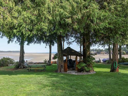 1552 Terrien Rd, Nanoose Bay, BC 