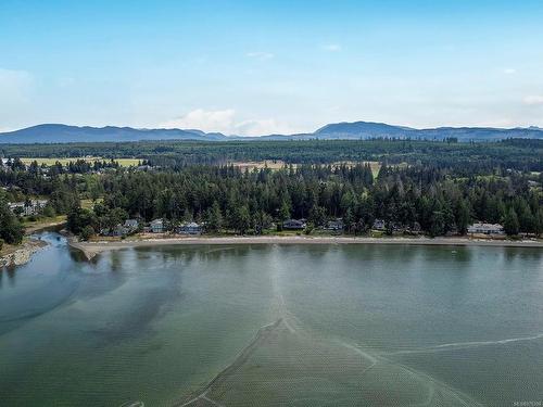 1552 Terrien Rd, Nanoose Bay, BC 