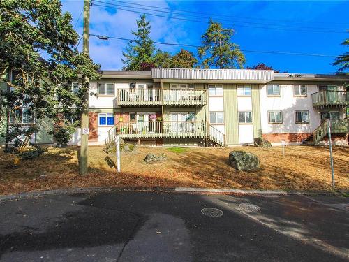 908 Carlton Terr, Esquimalt, BC - Outdoor