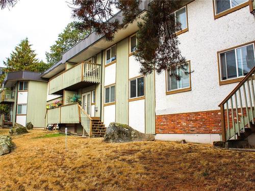 908 Carlton Terr, Esquimalt, BC - Outdoor