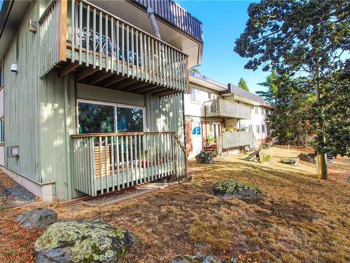 908 Carlton Terr, Esquimalt, BC - Outdoor With Exterior