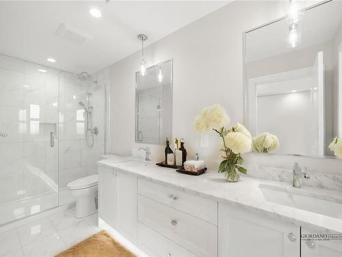 2319 Hudson Terr, Sooke, BC - Indoor Photo Showing Bathroom