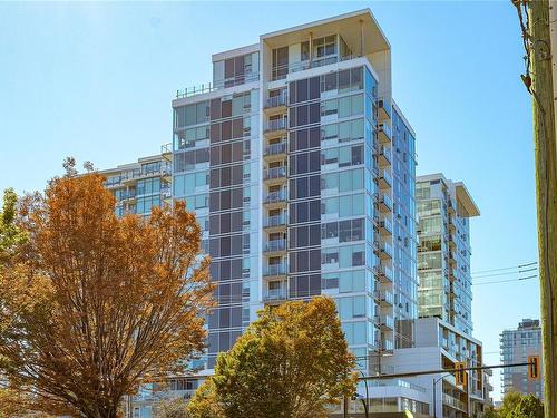 301-989 Johnson St, Victoria, BC -  With View