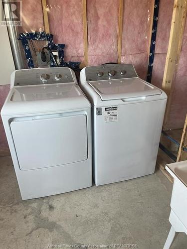 103 Kingsbridge Drive, Amherstburg, ON - Indoor Photo Showing Laundry Room