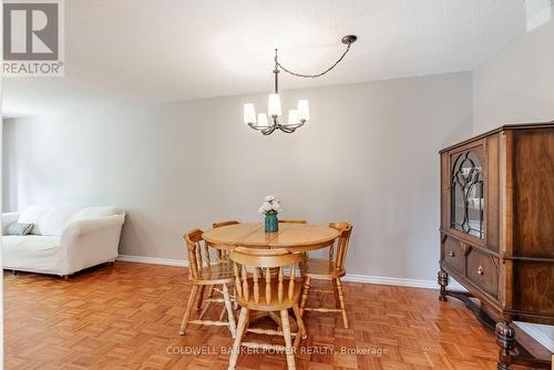 12 Sasha Crescent, London, ON - Indoor Photo Showing Dining Room