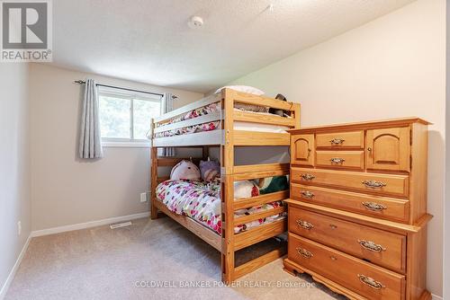 12 Sasha Crescent, London, ON - Indoor Photo Showing Bedroom