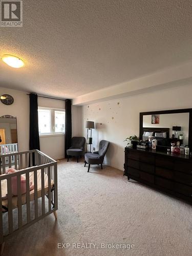 558 Candlestick Circle, Mississauga (Hurontario), ON - Indoor Photo Showing Other Room