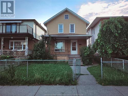 1111 Lillian Avenue, Windsor, ON - Outdoor With Deck Patio Veranda With Facade