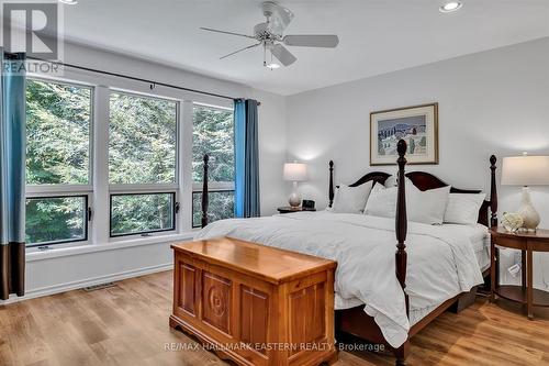 1461 Sunset Drive, Cavan Monaghan, ON - Indoor Photo Showing Bedroom