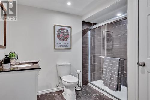 1461 Sunset Drive, Cavan Monaghan, ON - Indoor Photo Showing Bathroom