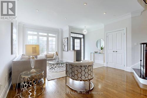 143 Napa Hill Court, Vaughan, ON - Indoor Photo Showing Living Room