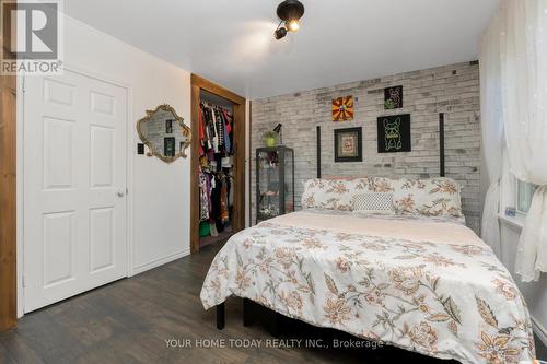 30 Hewson Crescent, Halton Hills, ON - Indoor Photo Showing Bedroom