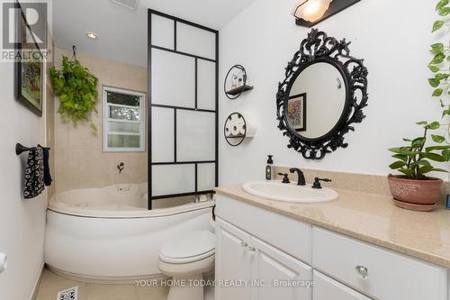 30 Hewson Crescent, Halton Hills, ON - Indoor Photo Showing Bathroom