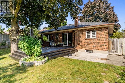 30 Hewson Crescent, Halton Hills, ON - Outdoor With Deck Patio Veranda