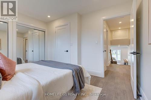 278 Mississauga Valley Boulevard, Mississauga, ON - Indoor Photo Showing Bedroom