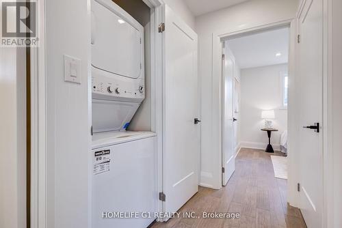 278 Mississauga Valley Boulevard, Mississauga, ON - Indoor Photo Showing Laundry Room