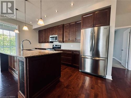 29 Francis Street, North Bay, ON - Indoor Photo Showing Kitchen With Stainless Steel Kitchen With Upgraded Kitchen