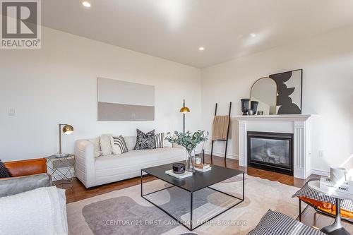 1316 Whetherfield Street, London, ON - Indoor Photo Showing Living Room With Fireplace