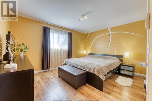 1155 Lakeview Avenue, Windsor, ON - Indoor Photo Showing Bedroom