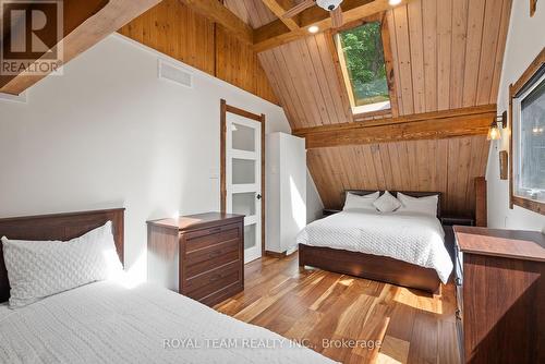 12 Hayhoe Road, Seguin, ON - Indoor Photo Showing Bedroom