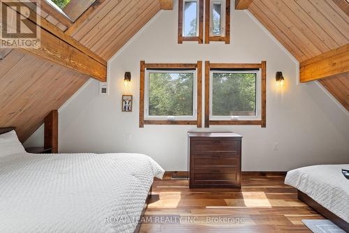 12 Hayhoe Road, Seguin, ON - Indoor Photo Showing Bedroom