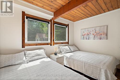 12 Hayhoe Road, Seguin, ON - Indoor Photo Showing Bedroom