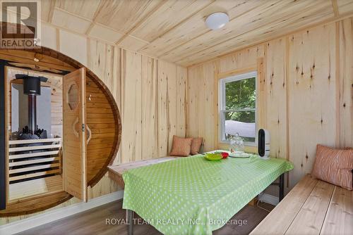 12 Hayhoe Road, Seguin, ON - Indoor Photo Showing Other Room