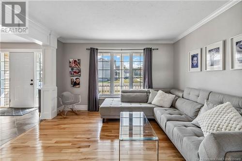 369 Rennick Road, Moncton, NB - Indoor Photo Showing Living Room