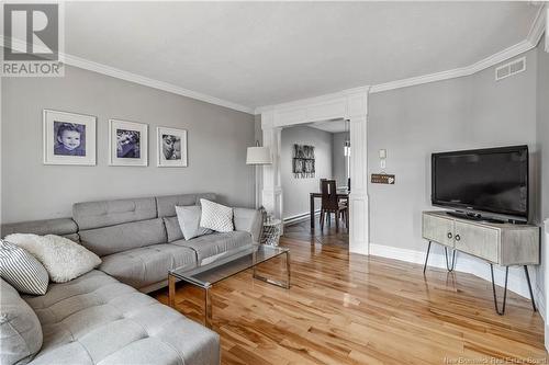 369 Rennick Road, Moncton, NB - Indoor Photo Showing Living Room