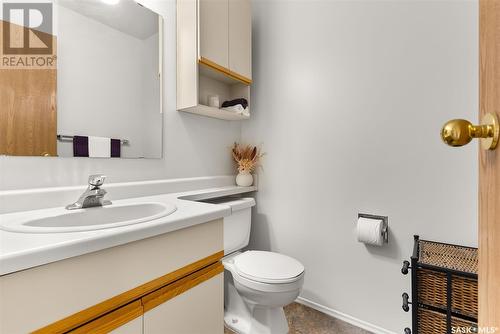 302 3420 Park Street, Regina, SK - Indoor Photo Showing Bathroom