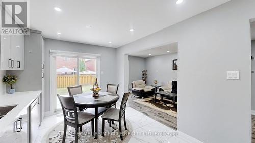 18 Sunny Glen Crescent, Brampton (Northwest Sandalwood Parkway), ON - Indoor Photo Showing Dining Room